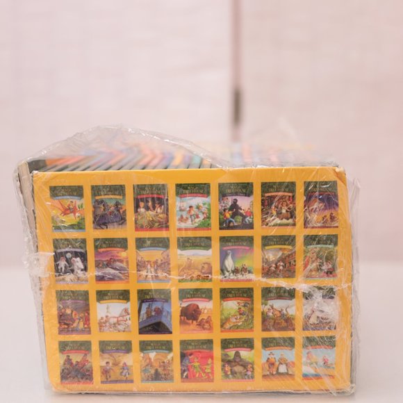 Magic Tree House Set of Books 1-28 NIP Mary Pop Osborne - Picture 3 of 3